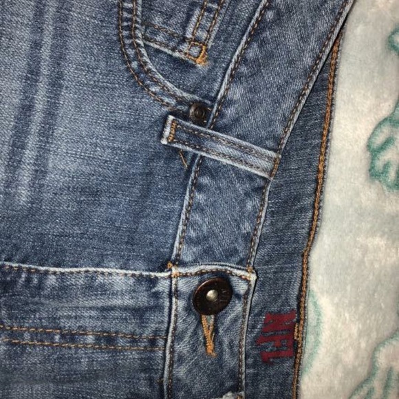 Baltimore Ravens Shorts - Picture 4 of 6